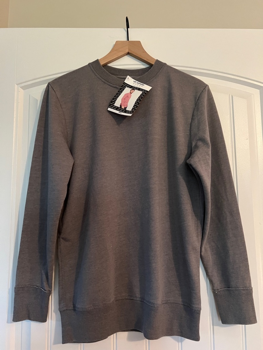 Sweatshirt Size small